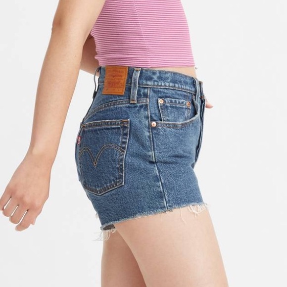 Levi’s 501 High Rise Shorts - Medium Wash - Picture 3 of 7